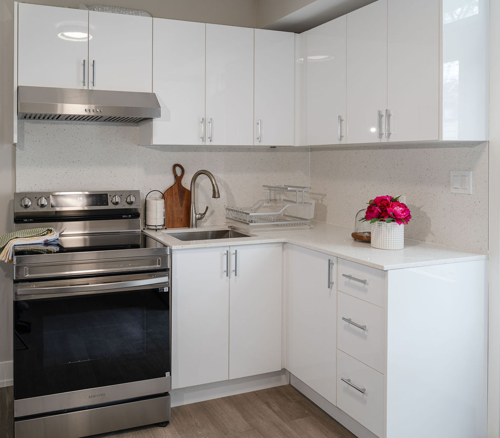 Modern High-Gloss Kitchen Cabinets